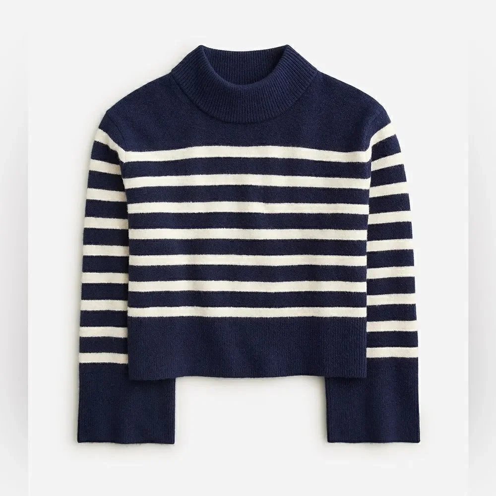 J Crew Chunky Crewneck Sweater in Supersoft Yarn NWT